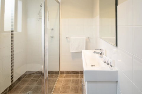 Eclipse 5- Spacious Townhouse - Hotels Melbourne 2