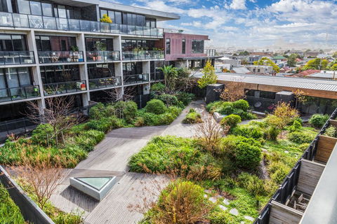 Elegant 1 Bed 1 Bath & Free Parking - Hotels Melbourne 1