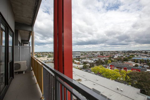 Elegant 2BR@Footscray Station - Hotels Melbourne 3