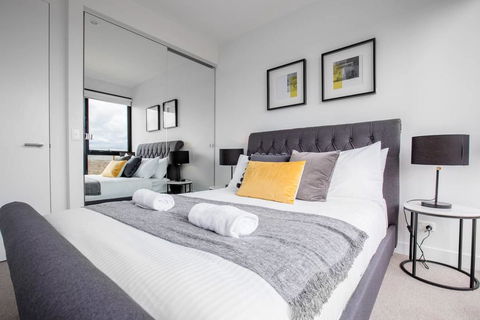 Elegant 2BR@Footscray Station - Hotels Melbourne 2