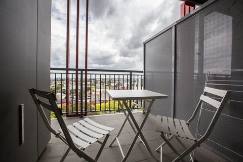 Elegant 2BR@Footscray Station - Hotels Melbourne 1