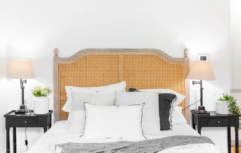 Elegantly Styled Studio In Stunning Glebe Estate - Hotels Melbourne 1