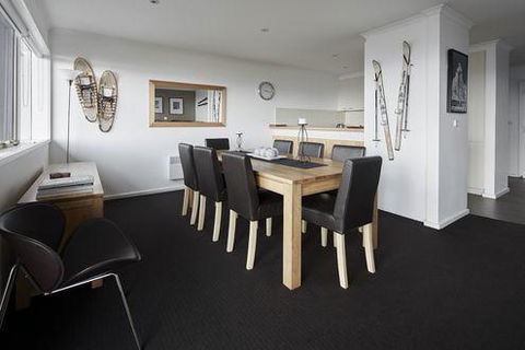 Elkhorn 7 - Hotels Melbourne 2