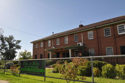 Elm And Wren Guesthouse - Hotels Melbourne 3