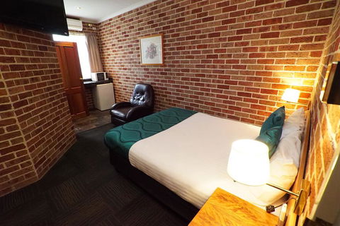 Exies Bagtown - Hotels Melbourne 3