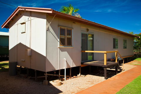 Exmouth Villas Unit 29 - Affordable 3 Bedroom Villa With A Great Location - Hotels Melbourne 1