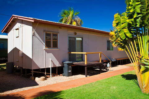 Exmouth Villas Unit 29 - Affordable 3 Bedroom Villa With A Great Location - Hotels Melbourne 0