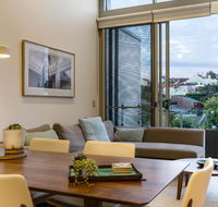 Explore Sydney from a peaceful modern apartment - Hotels Melbourne