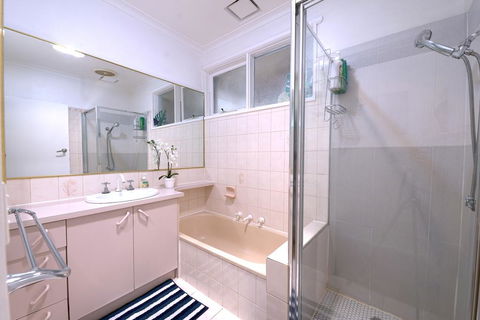 Family Home In Prime Location Melbourne - Hotels Melbourne 2