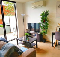 FITZROY FANTASTIC 1BR APT with FREE WINE NETFLIX WIFI close to TRAMS COLES - Hotels Melbourne