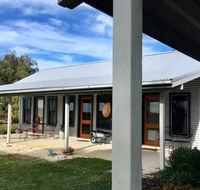 French Island Cottage - Hotels Melbourne