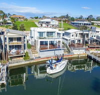 Gippsland Lakehouse - Hotels Melbourne
