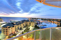GLENELG Five Stars