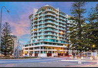 Glenelg Getaway 3 bedroom apartment