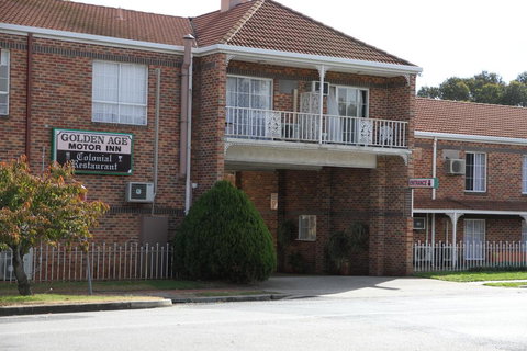 Golden Age Motor Inn - Hotels Melbourne 0