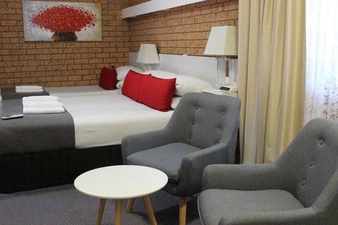 Golden Harvest Motor Inn Moree - Hotels Melbourne 0