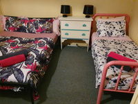 Book Mount Morgan Accommodation Vacations Hotels Melbourne Hotels Melbourne