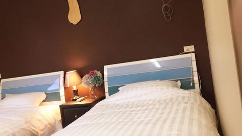 Golden Village - Hotels Melbourne 1