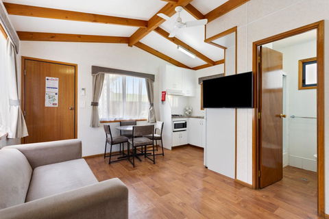 Goulburn South Caravan Park - Hotels Melbourne 0