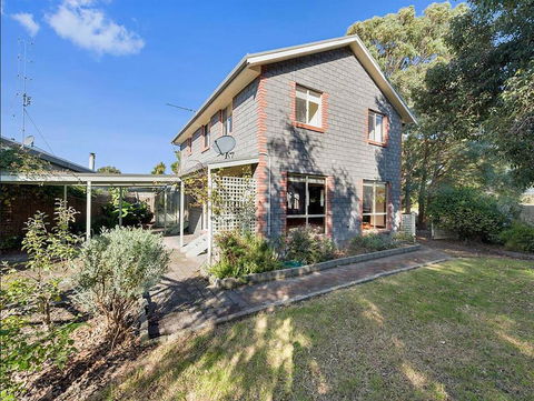 GUMS & ROSES - Family Home In The Heart Of Town. - Hotels Melbourne 1