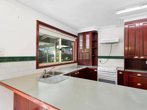 GUMS & ROSES - Family Home In The Heart Of Town. - Hotels Melbourne 3