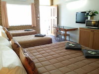Book Guyra Accommodation Vacations Hotels Melbourne Hotels Melbourne