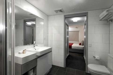 H On Mitchell Apartment Hotel - Hotels Melbourne 2