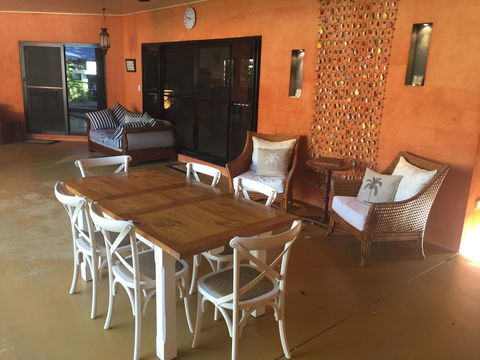 Hacienda Cooya Beach - Hotels Melbourne 3