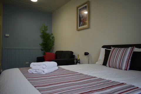 Hamilton Lakeside Motel - Hotels Melbourne 0