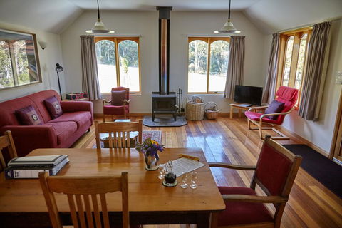 Herons Rise Vineyard Accommodation - Hotels Melbourne 2