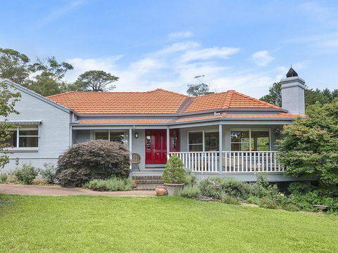 Hillview Cottage - Classic Country Comfort And Charm - Hotels Melbourne 0