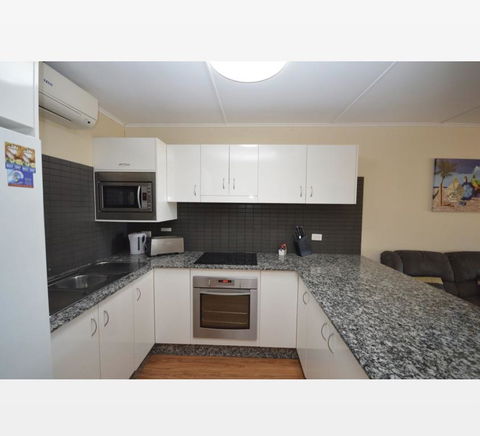 Holiday Haven - Hotels Melbourne 3