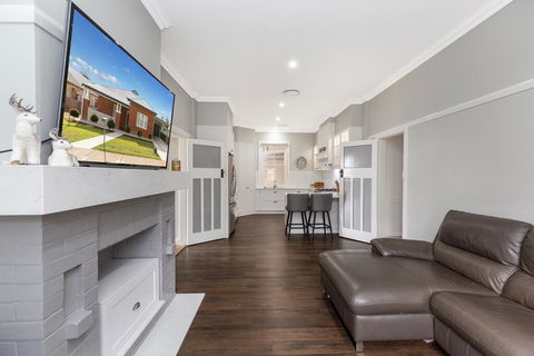 Home Away From Home - Hotels Melbourne 3