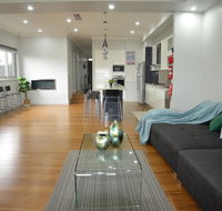 Home away from home newly built and spacious - Hotels Melbourne