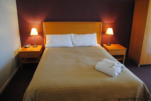 Horse & Jockey Hotel Motel - Hotels Melbourne 1