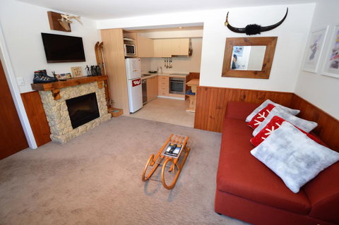 Karoonda 1 - Hotels Melbourne 1