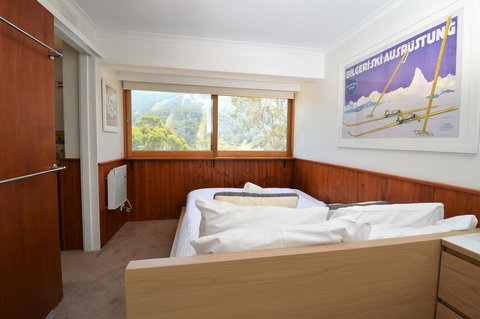 Karoonda 1 - Hotels Melbourne 3