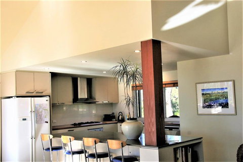 Kenwood Bank Vineyard Retreat - Hotels Melbourne 2