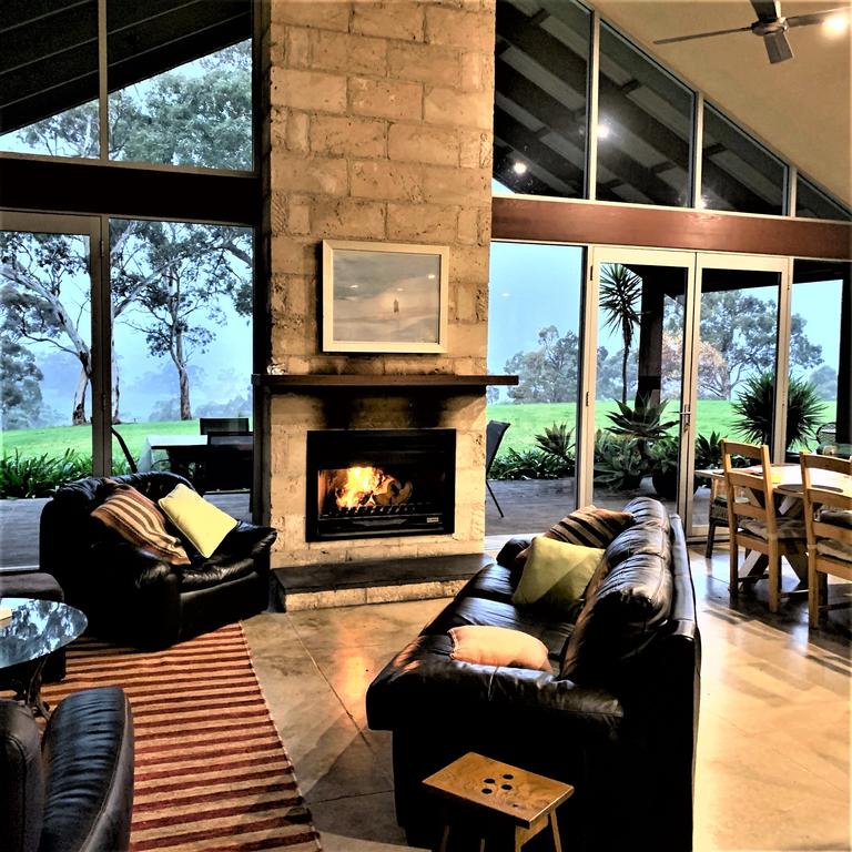 The Range SA Hotels Melbourne