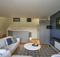 Khione 5/23-25 Kirwan Close - Hotels Melbourne