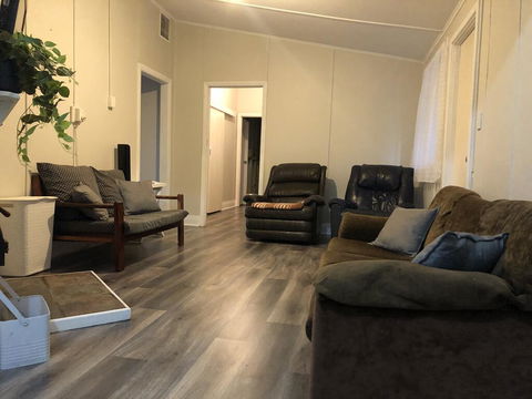 King Of The Cross - Work, Holiday Or Stop Overs - Hotels Melbourne 1