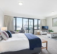King size studio with water view walk to the city - Hotels Melbourne