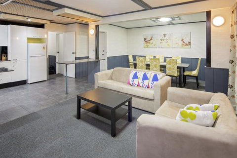 Kirwan 39 - Hotels Melbourne 0