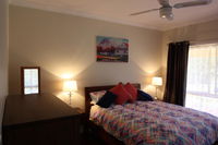 Book Mount George Accommodation Vacations Hotels Melbourne Hotels Melbourne