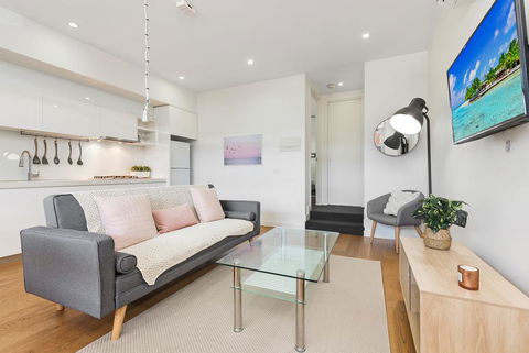 Light-Filled Beachside Apartment In Trendy Area - Hotels Melbourne 0