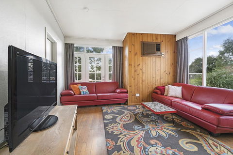 Lilydale 3 Bedroom House Pet Friendly - Hotels Melbourne 1