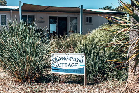 Linger Longer Cottages - Hotels Melbourne 2