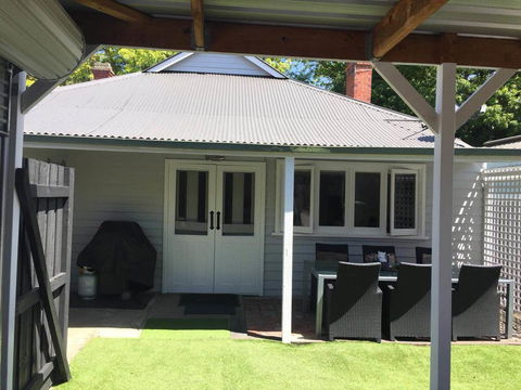 Lucy's Cottage - Hotels Melbourne 3