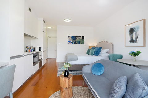 Luxurious Light-filled Studio In Winning Location - Hotels Melbourne 0