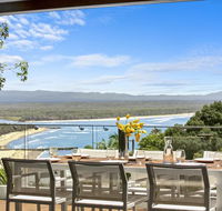Luxury on the Hill Noosa Heads - Hotels Melbourne